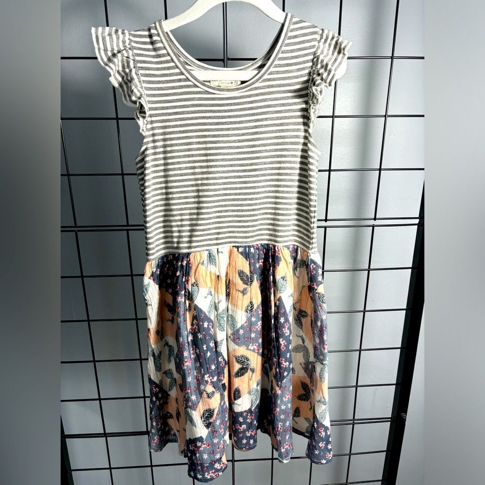 Mimi & Maggie girl’s size 6X sleeveless dress with striped top and floral skirt